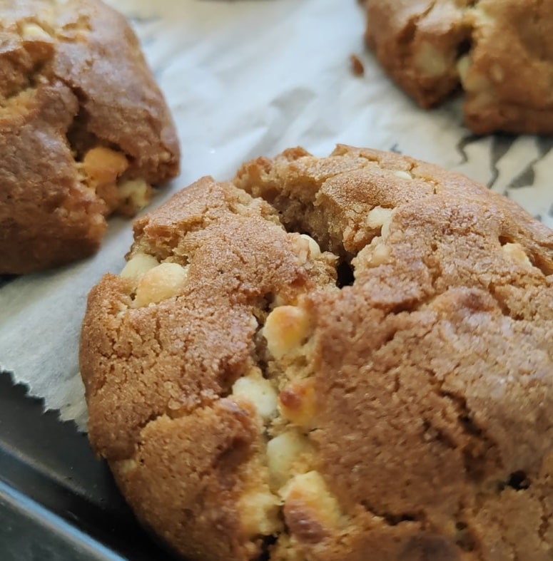 Cookie de chocolate blanco, nueces de macadamia y Pedro Ximénez